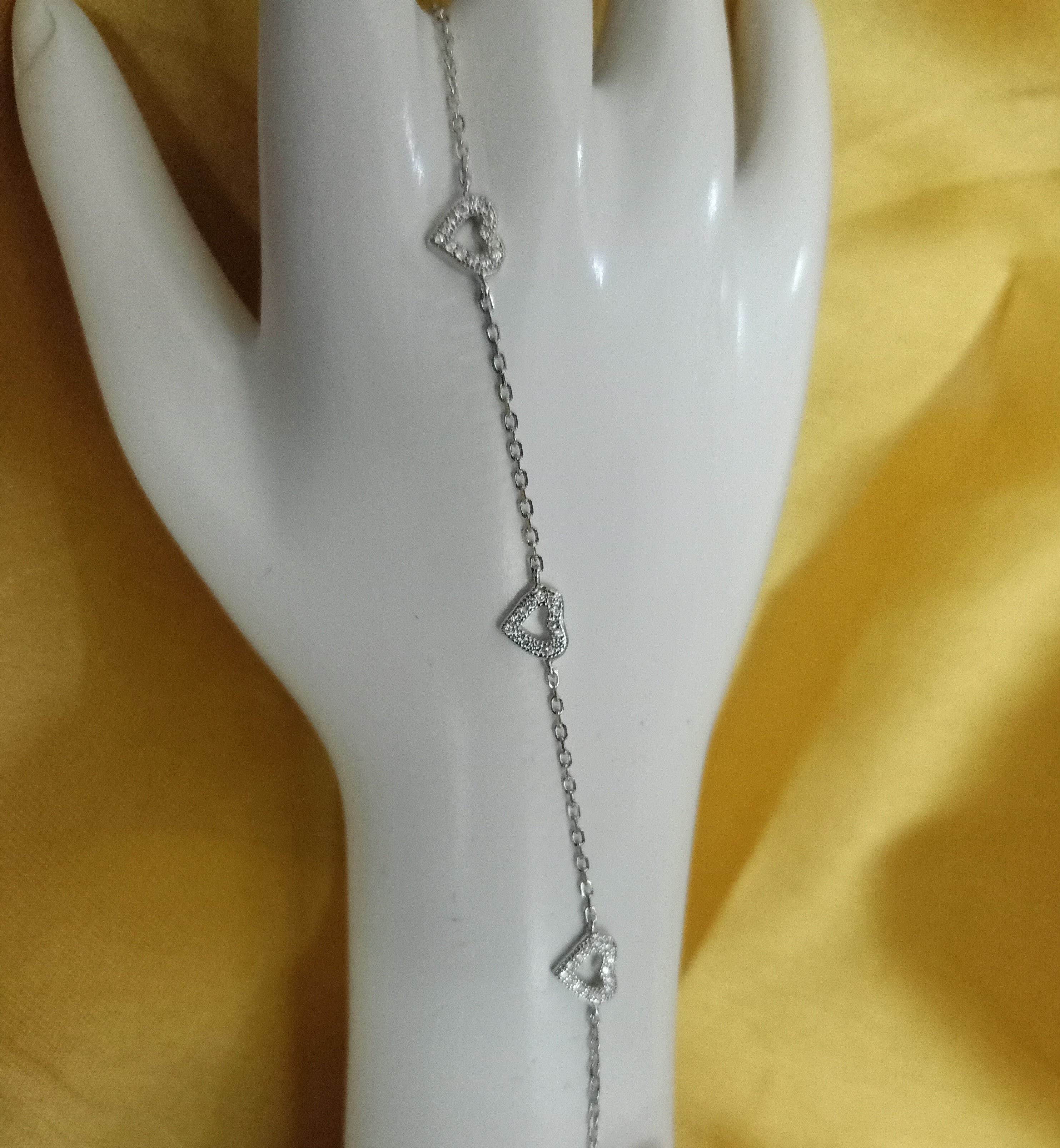 Blisse Allure Sterling Silver Dazzling Heart Bracelet