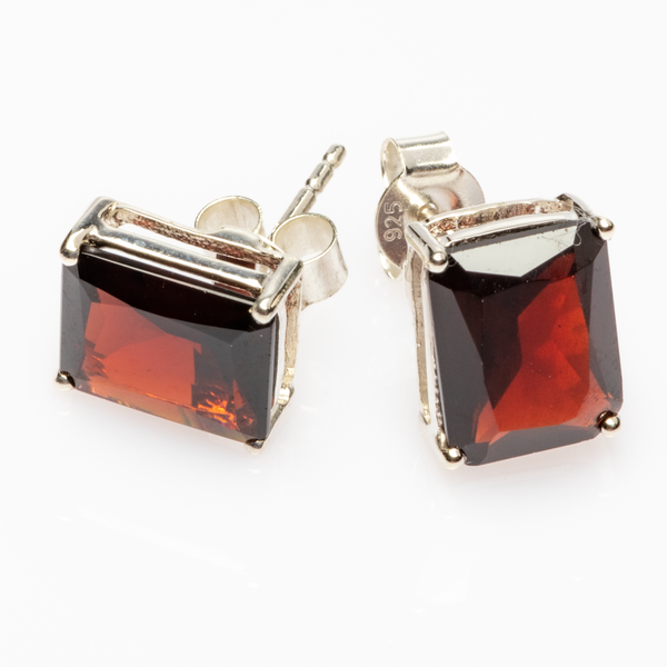 Blisse Allure 925 Sterling Silver Red Garnet Stud Earrings